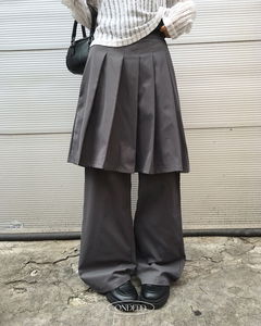 T-col pleated skirt with integrated back banding and semi Flared pants