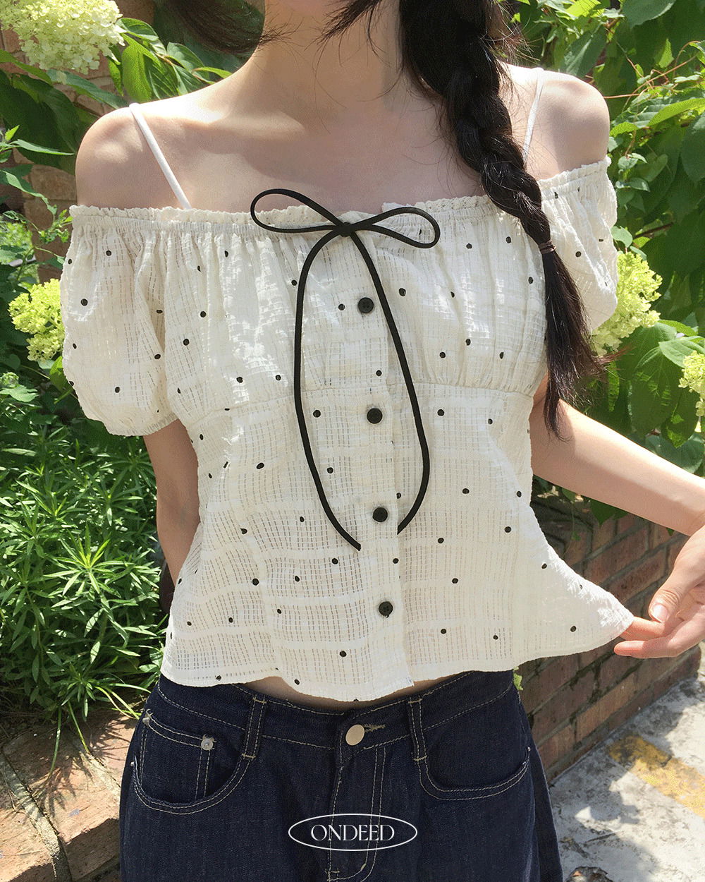 Chiphu Dot Pintuck Puff Sheer Short Sleeve Blouse