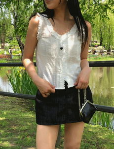 Louis Sleeveless Blouse