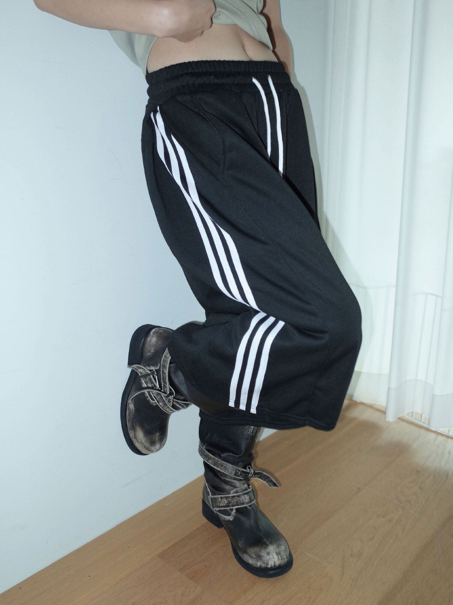 sweatpants