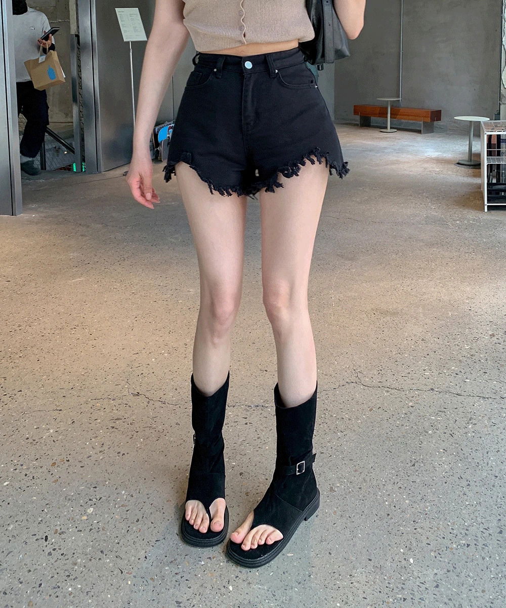 *컬러추가* 왕골반 밑단 수술 하이웨스트 숏팬츠 데미지 반바지 화이트 연청 중청 블랙 여름 장마룩 워터밤 데일리룩 페스티벌룩 S M L