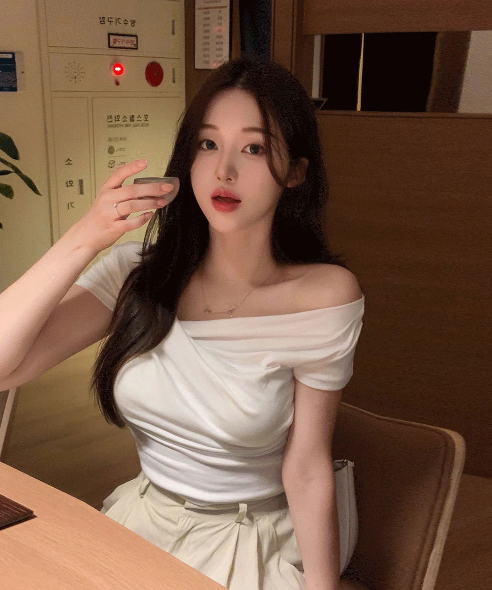 언발 드레이프 핀턱 반팔 티셔츠 원오프숄더 오프숄더 반팔티 여름 썸머