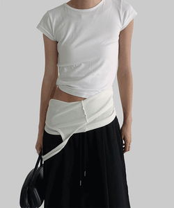 로티아 베이직 슬림 반팔 티셔츠