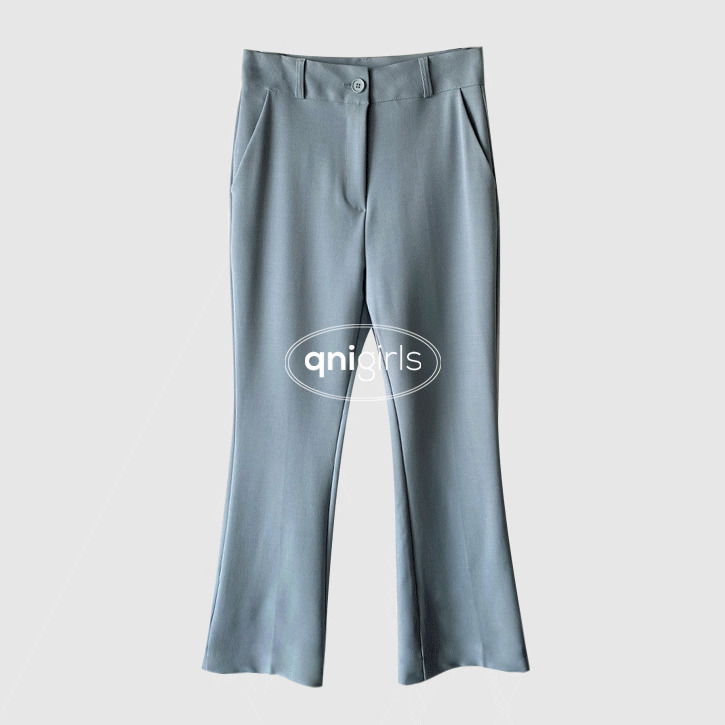 Daily Flared slacks for short women
