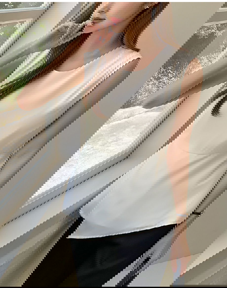 리리앤코 린브피드 핀턱 페플럼 나시 블라우스