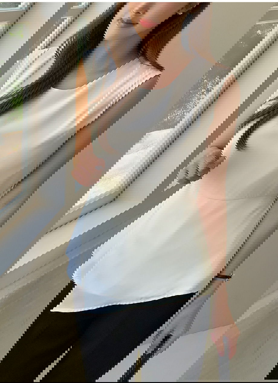 리리앤코 린브피드 핀턱 페플럼 나시 블라우스