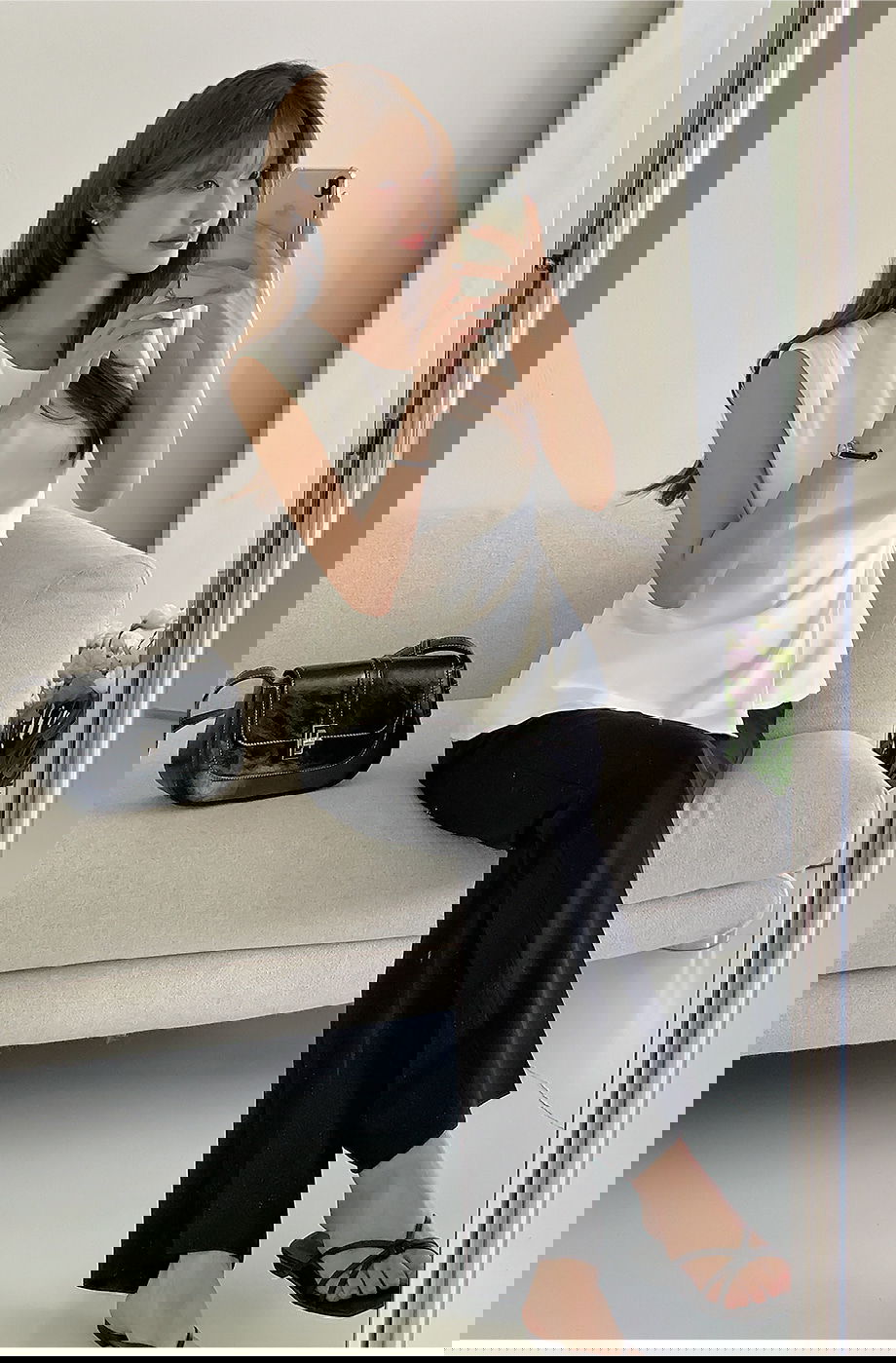 리리앤코 린브피드 핀턱 페플럼 나시 블라우스