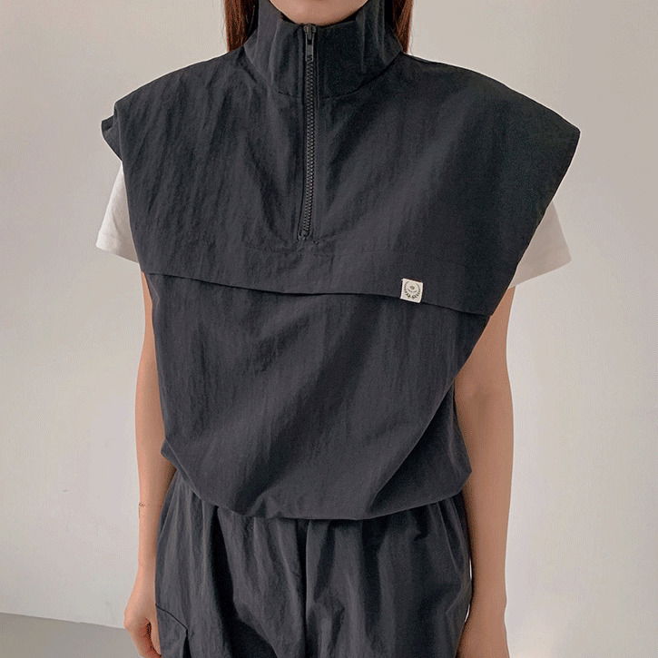 鬆身立領拉鍊無袖背心外套