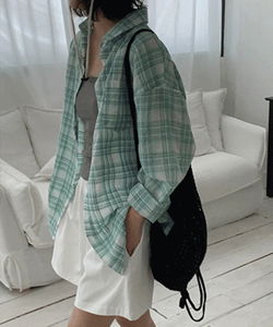 Catibble Check Loose-fit Long Sleeve Shirt
