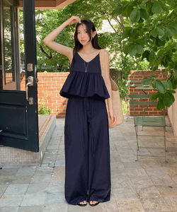 Enbird Sleeveless Blouse Back Banding Wide Pants Set - 2 Colors