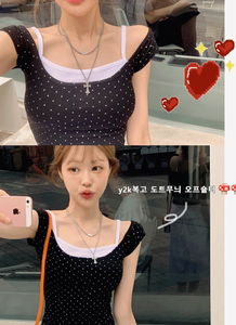 비즈도트반짝이 땡땡이 패턴 오프숄더 허리쏙 날씬핏 스판 반팔 티셔츠 2color