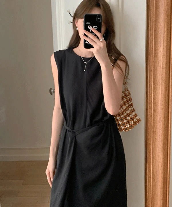D07 Strap Detail Sleeveless Long Dress 長洋裝
