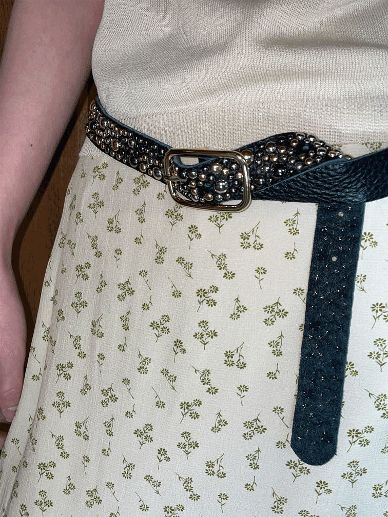 25 beads leather belt