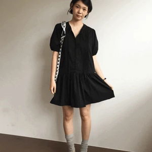르뱅 핀턱 퍼프 원피스 (2color) *아이보리 당일 발송 가능