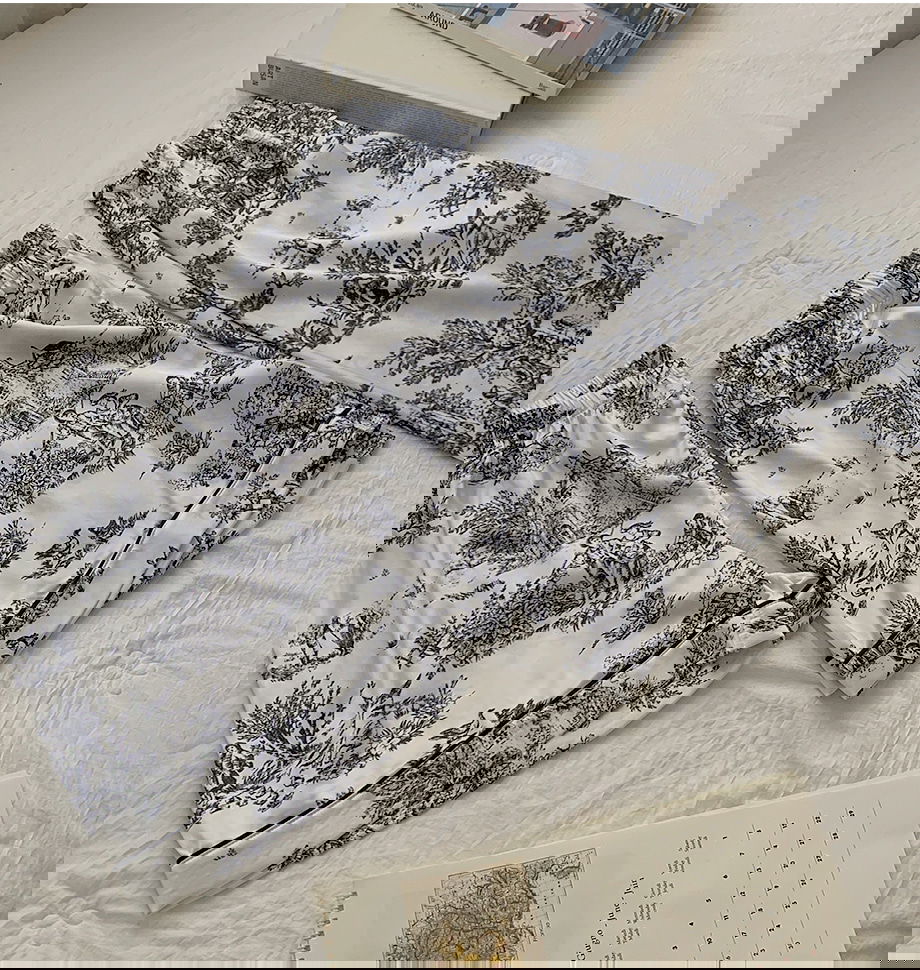 리리앤코 마쥬데앙 실크 배색 파이핑 밴딩 잠옷 세트