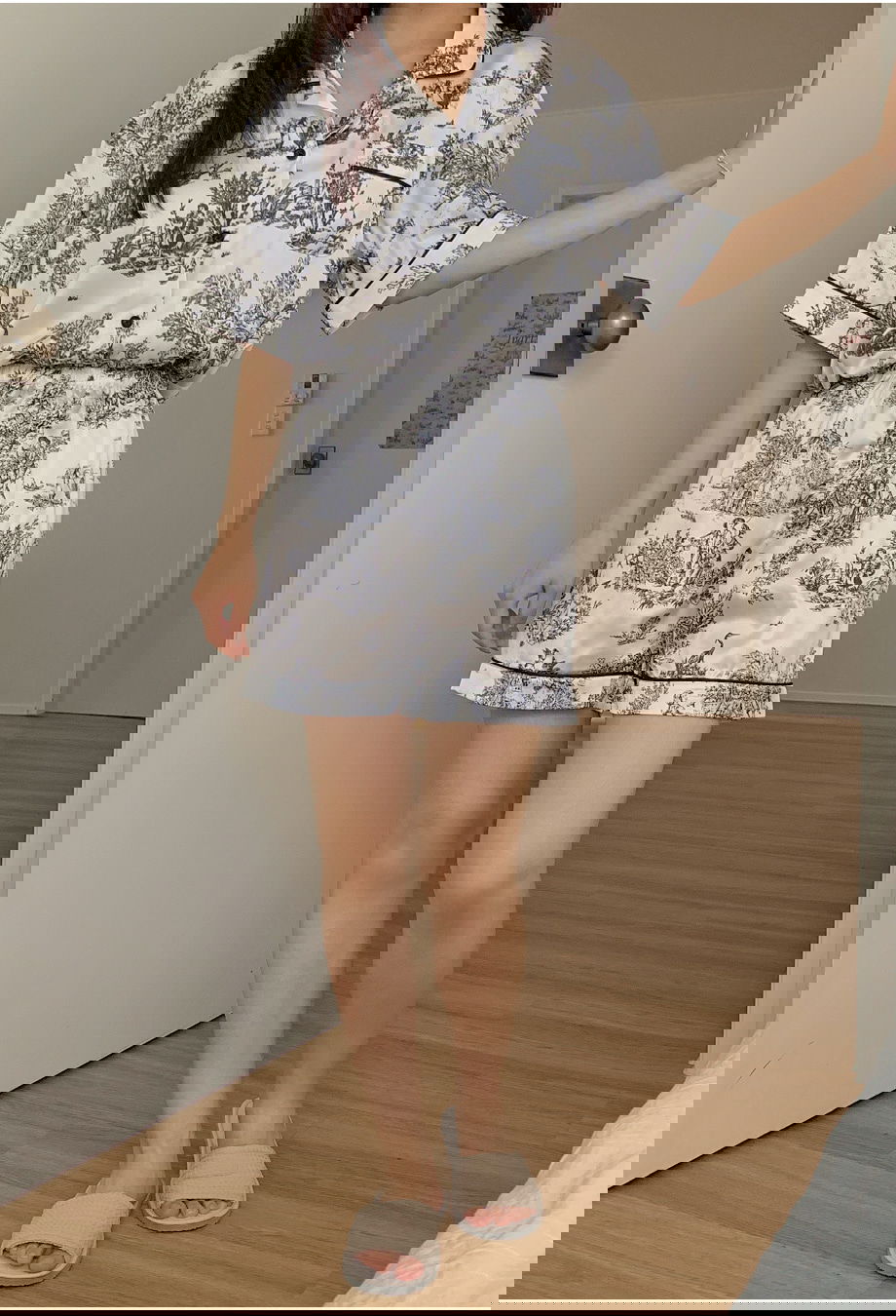 리리앤코 마쥬데앙 실크 배색 파이핑 밴딩 잠옷 세트