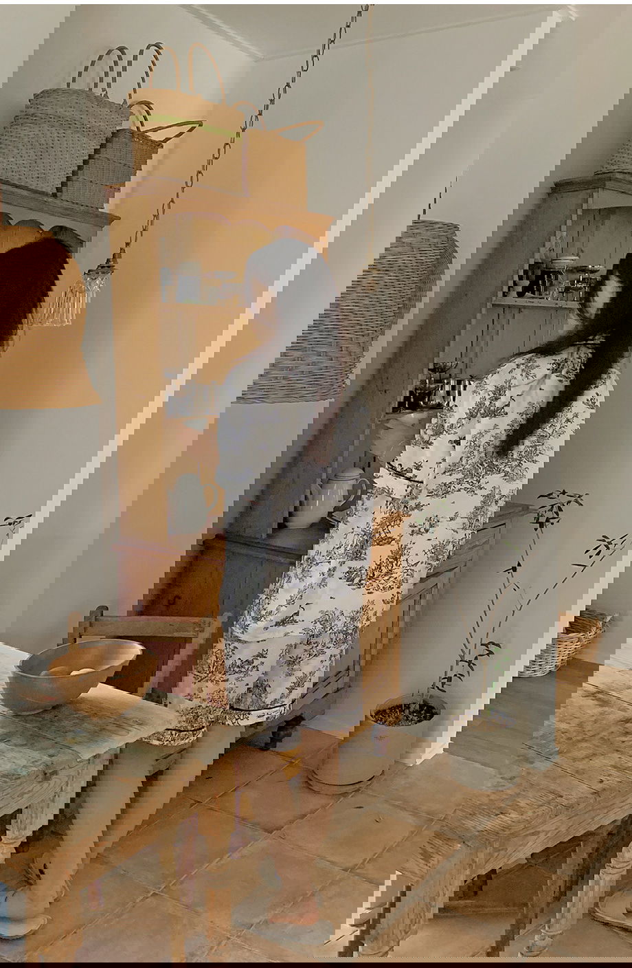 리리앤코 마쥬데앙 실크 배색 파이핑 밴딩 잠옷 세트