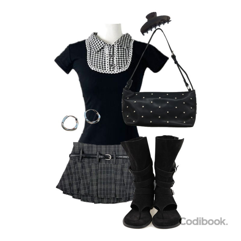 Dearlow 뷰리아 실버 원터치 링 귀걸이,COLOR iN ID 바이커 하프 쪼리 부츠,anyonemore 어템 체크 미니 플리츠 스커트등을 매치한 코디