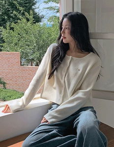 프렌키 워셔블 심볼 라운드 가디건