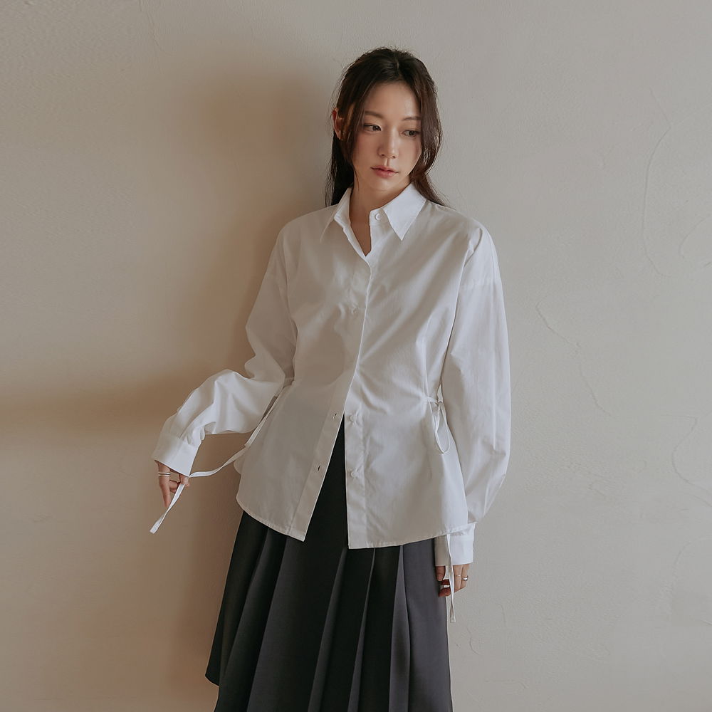 Kidel boxy side strap shirt