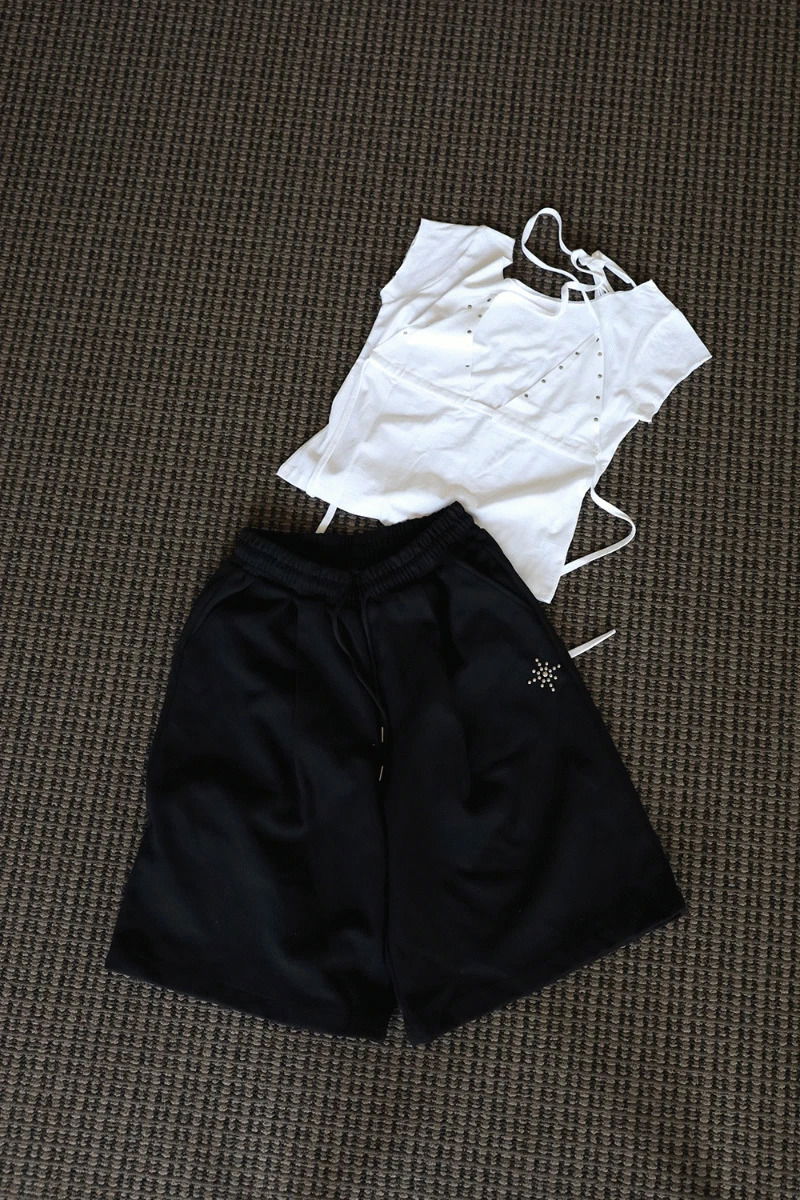 sweatpants