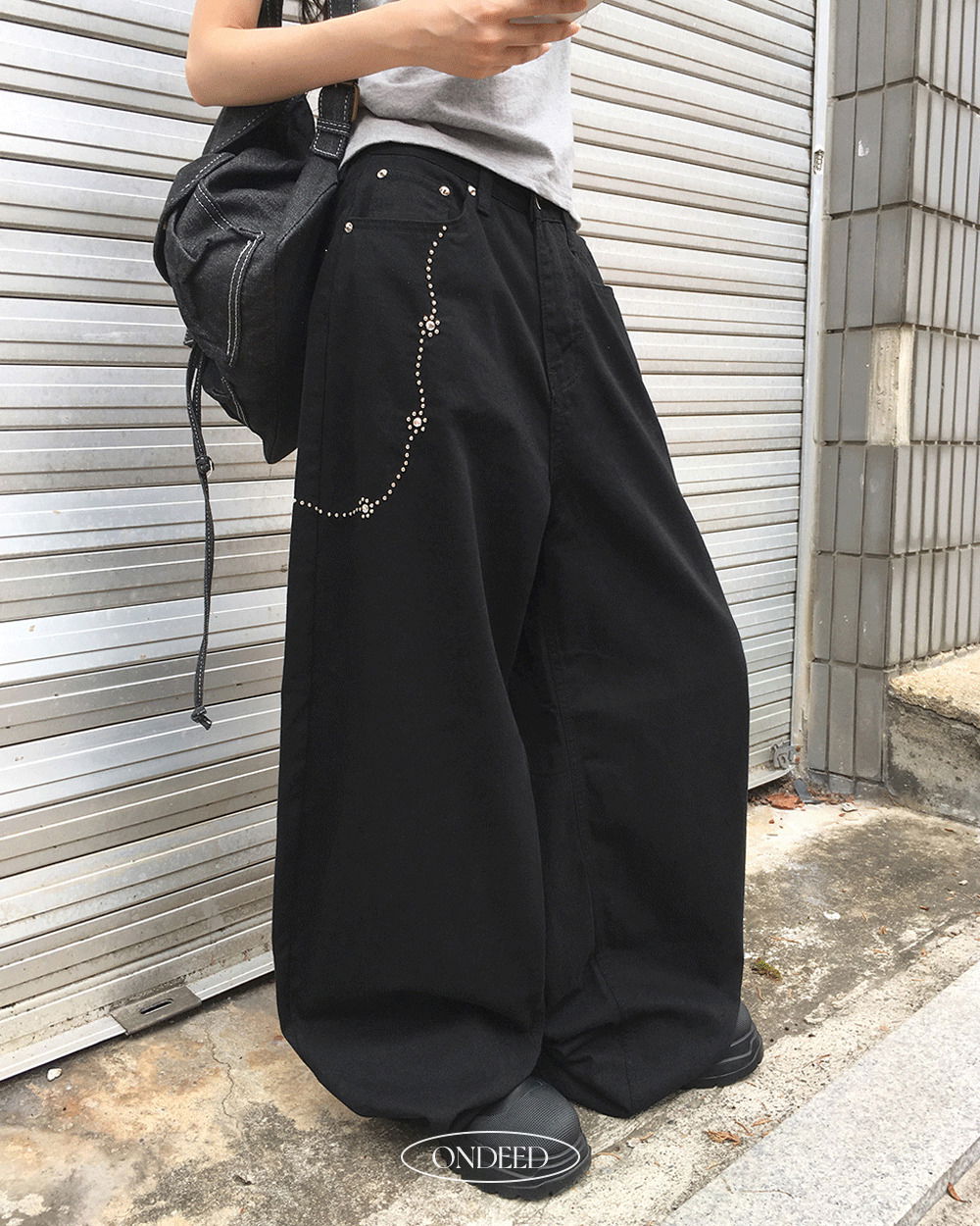 wide-leg-pants