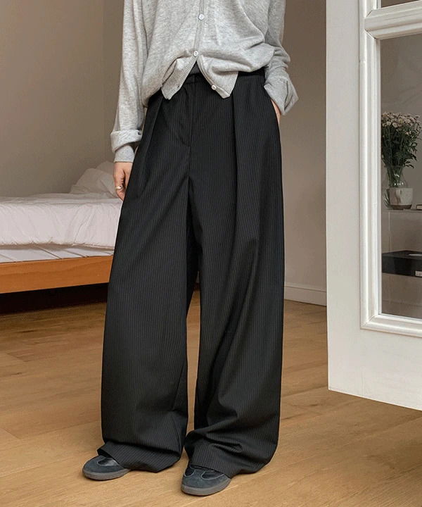wide-leg-pants
