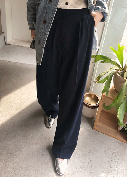 wide-leg-pants