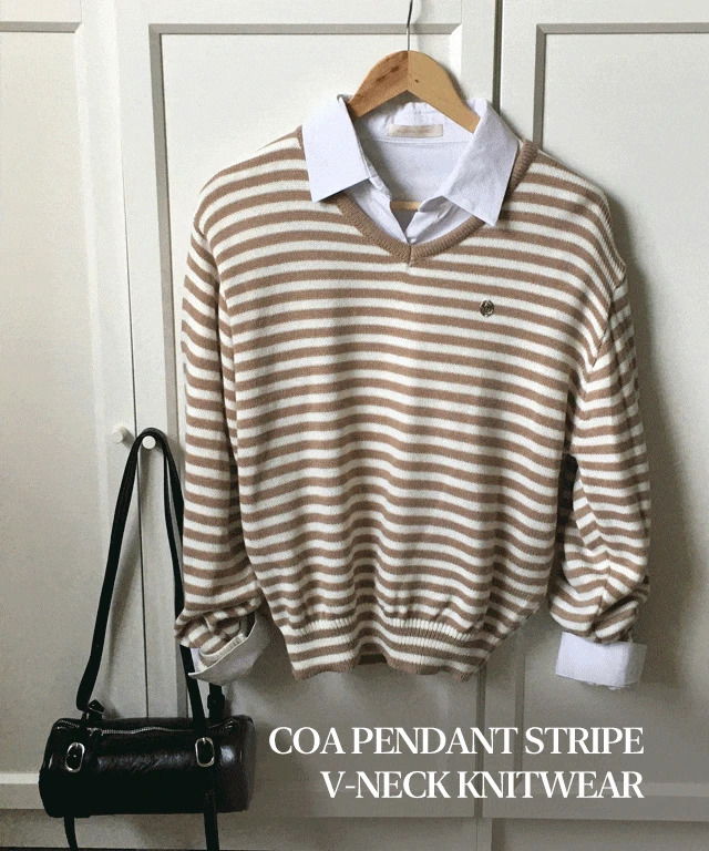 Core Pendant Striped V-Neck Long Sleeve Knitwear 