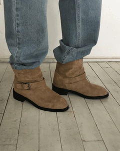 포인티드 토 앵클 부츠 (3color)