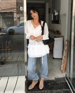 Levain Pintuck Low Blouse *Ivory, Black Available for Same-Day Shipping