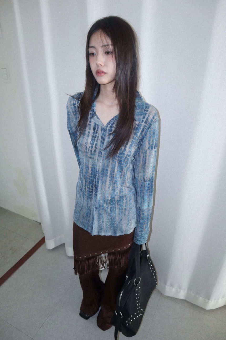 tai pattern blouse (2color)