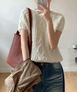 ロシアンラウンドボリュームツイストハーフスリーブニット