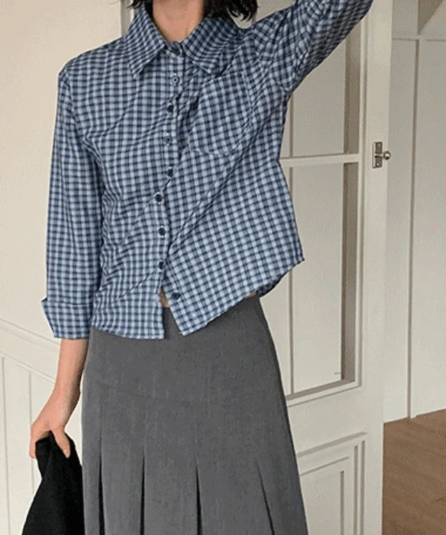 레오나 체크 크롭핏 긴소매 셔츠