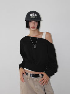 OFF-SHOULDER CROP SWEAT (4color)