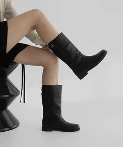 Mune Buckle Midi Half Boots