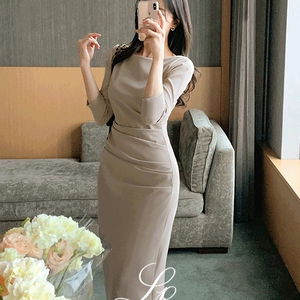 Made)에드멜 보트넥 셔링 롱원피스