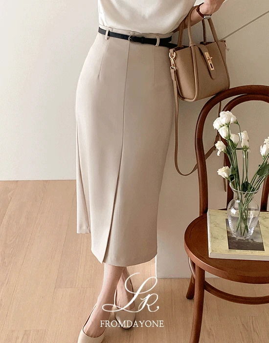 Made) Moeldi Clean Fit Team Long Skirt