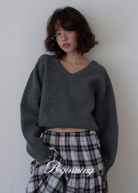 Pave Raglan V-Neck Knitwear