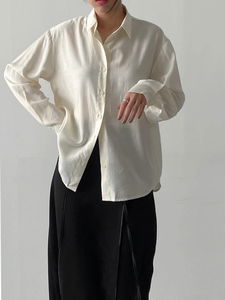 Charlotte Silky Loose-fit Shirt