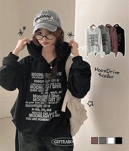 Blurry lettering dyed loose Loose-fit hoodie