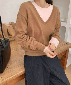 Arend Wool Loose-fit V-Neck Knitwear - 4 Colors