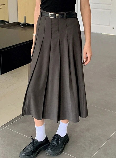아카 A라인 플리츠 스커트