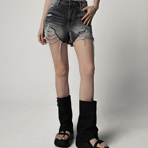 크랙드 빈티지 워싱 데미지 데님 숏 팬츠 CRACKED VINTAGE DENIM SHORTS