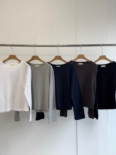 Single Crew Long Sleeve T-Shirt