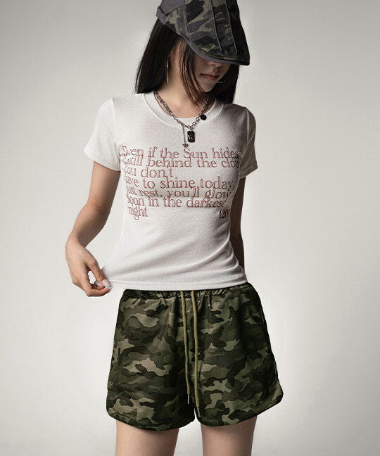 Evepel Lettering Short Sleeve T-Shirt