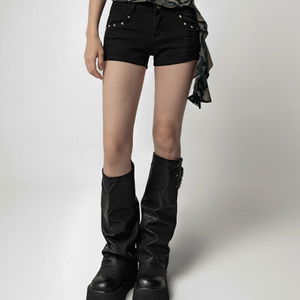 키슈리 스터드 투 버튼 숏 팬츠 STUDDED TWO-BUTTON SHORTS