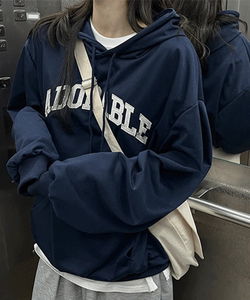 可愛刺繡寬鬆連帽衫