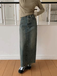 Autumn Faded Back-Slit Denim Long Skirt