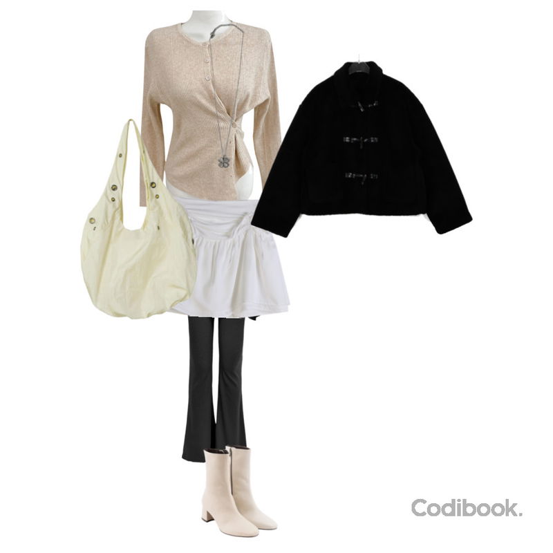 binary01 밍키 더플 퍼 코트,FloridaStudio 플로리다스튜디오 아미릴리스 5CM 앵클부츠 레이디베이지,ondeed 초푸 실버 네잎클로버 목걸이등을 매치한 코디